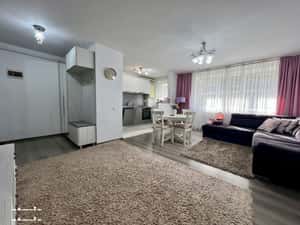 Apartament de 3 camere, 2 bai, 64 mp, parcare, str Stejarului — miniatura 3