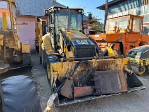 Inchirieri utilaje, excavator, buldoexcavator cu picon, cilindru compactor, — miniatura 9