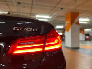 BMW 530d Xd Luxury Line — miniatura 4