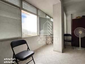 Apartament in Piata Victoriei loc de parcare proprietar — miniatura 2