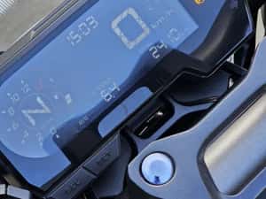 Honda CB 650R 2022 — miniatura 10