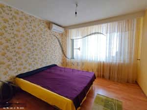 3 Camere 64 mp 1 balcon etaj 2 Colentina Metrou Obor 2 minute — miniatura 1