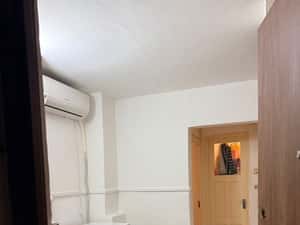 Apartament 2 camere etaj 1 zona Bazar Orizont — miniatura 4
