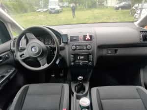 Vw Touran 2013 benzina perfecta stare euro 5 GARANȚIE — miniatura 10