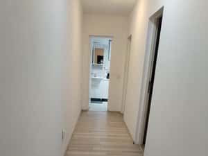 Inchiriez ap 2 cam Floresti — miniatura 3