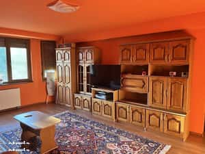 Inchiriez apartament 2 camere decomandate in Arad, zona centrala — miniatura 3