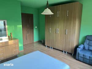 Inchiriez apartament 2 camere decomandate in Arad, zona centrala — miniatura 5