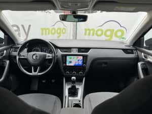 SKODA OCTAVIA - 231 133 KM — miniatura 6