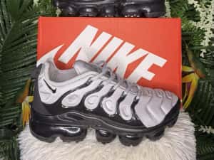 Nike Vapor Max Plus Grey Black — miniatura 2