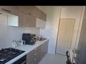 Inchiriez apartament 3 camere -proprierar — miniatura 5