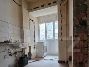 Apartament cu 3 camere, 67 mp, etaj intermediar, renovabil, George Ene — miniatura 5