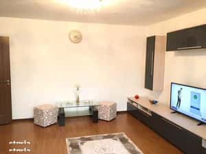 Apartament 3 camere de inchiriat Arad, zona Orizont - Proprietar