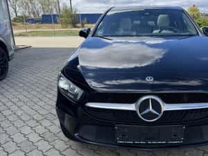 Mercedes-Benz A 180 Manuală 136 HP Benzină — miniatura 3