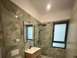 Apartament 2 camere LUX, 43 mp utili, zonă Hotel IQ — miniatura 2