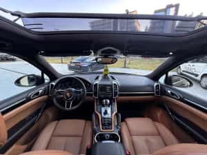 Porsche Cayenne ,suspensie,chrono,soft close ! — miniatura 6