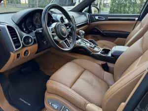 Porsche Cayenne ,suspensie,chrono,soft close ! — miniatura 8
