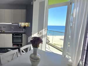 Apartament 2 camere Alezzi Beach Resort Prima linie vedere la mare — miniatura 4