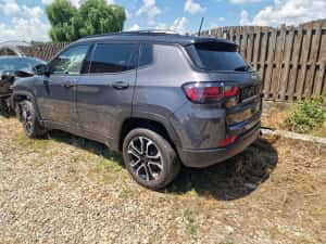 Jeep Compass 2024 avariat — miniatura 4