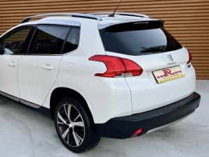 Peugeot 2008 120 VTI Allure — miniatura 6