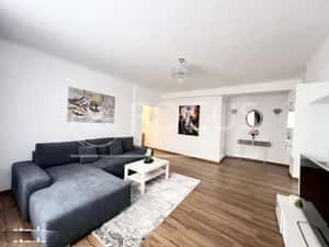 Apartament 3 camere | Ultracentral | Magheru | Centrala proprie | — miniatura 3