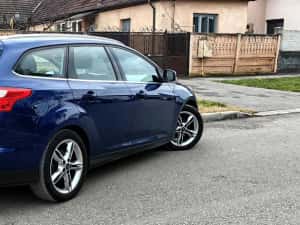 Ford Focus Titanium, 2014, Parcheaza singura, Keyless — miniatura 3