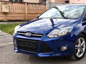 Ford Focus Titanium, 2014, Parcheaza singura, Keyless — miniatura 4