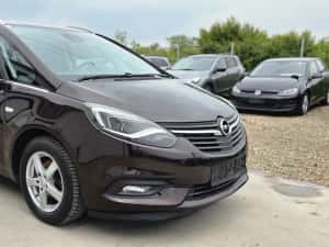 Opel      Zafira   INFINITI — miniatura 10