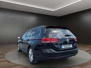 Volkswagen Passat - 8.999 EUR, Second hand, 2020 — miniatura 3