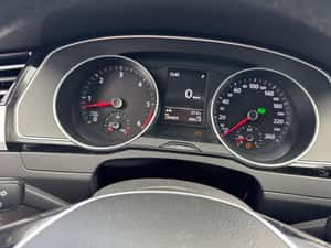 Volkswagen Passat - 8.999 EUR, Second hand, 2020 — miniatura 7