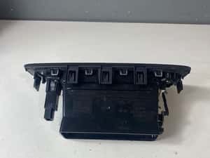 Grila aerisire bord centrala Volvo V60 S60 2011-2018 30791699 — miniatura 10