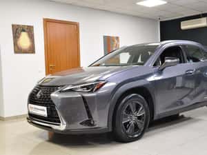 Lexus UX Automată 184 HP Hibrid (B/E)