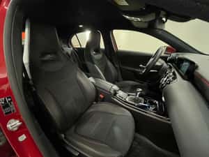 Mercedes-Benz A 200 Hatchback 2021 Diesel 51.184 km — miniatura 2