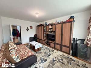 Apartament 2 camere 46 M² + balcon 10 M² cu priveliste Simeria — miniatura 4