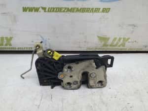 Broasca usa stanga fata 805038956r Dacia Sandero 2 (2013 - 2016) — miniatura 2