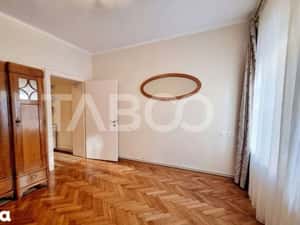 Apartament de vanzare 2 camere 2 bai 2 pivnite Sibiu Centrul Istoric — miniatura 5
