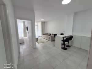 Proprietar inchiriez apartament 2 camere si parcare  Campeador City — miniatura 3