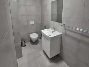 Proprietar inchiriez apartament 2 camere si parcare  Campeador City — miniatura 6