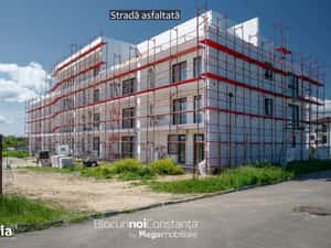Apartament la mare · piscină bloc · încălzire pardoseală — miniatura 5