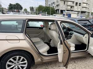 Volkswagen Passat Break Automată 119 HP Diesel — miniatura 3