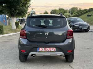 Vand Dacia Sandero Stepway 2020 GPL — miniatura 4