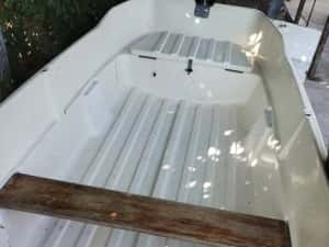 Barca pop 345 cu motor