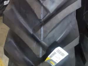 Cauciucuri noi 18.4-38 de tractor de spate marca OZKA cu 14 pliuri R38 — miniatura 7