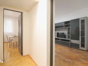 Închiriez apartament cu o camera str Maramureșului — miniatura 5