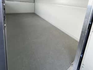 Rulota Comerciala Fast Food 4x2.5x2.3m, In Stoc Si La Comanda — miniatura 8