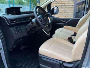 HYUNDAI STARIA 2.2 CRDI Tourer 4WD 177CP 8AT - 9 LOCURI — miniatura 5