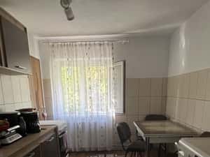 Apartament cu două camere în Petrila — miniatura 2
