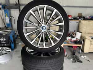 jante bmw g30 g31 5x112 anvelope 245 40 19 cu 275 35 19 michelin bonus — miniatura 9