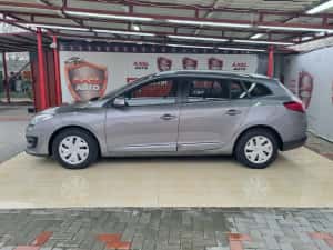 Vand Renault Megane 3 2014 Diesel 1500 cmc Neavariata — miniatura 5