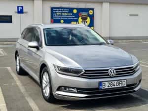 Vw Passat B8 1.6 TDI DSG Confortline — miniatura 3