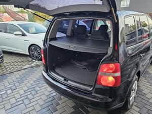 Vw Touran 2.0 TDI (un singur ax) Navigatie 2005 Euro 4 — miniatura 6